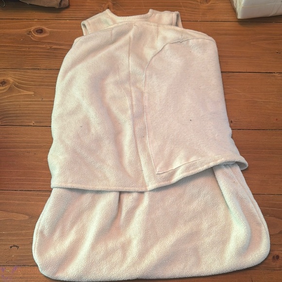 Halo Soft Cream Swaddle sleep sack newborn - Picture 10 of 10